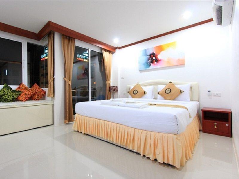 Phusita House 2 Otel Patong Dış mekan fotoğraf
